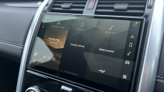 Land Rover Discovery 3.0 D300 Metropolitan Edition 5dr Auto Diesel Station Wagon